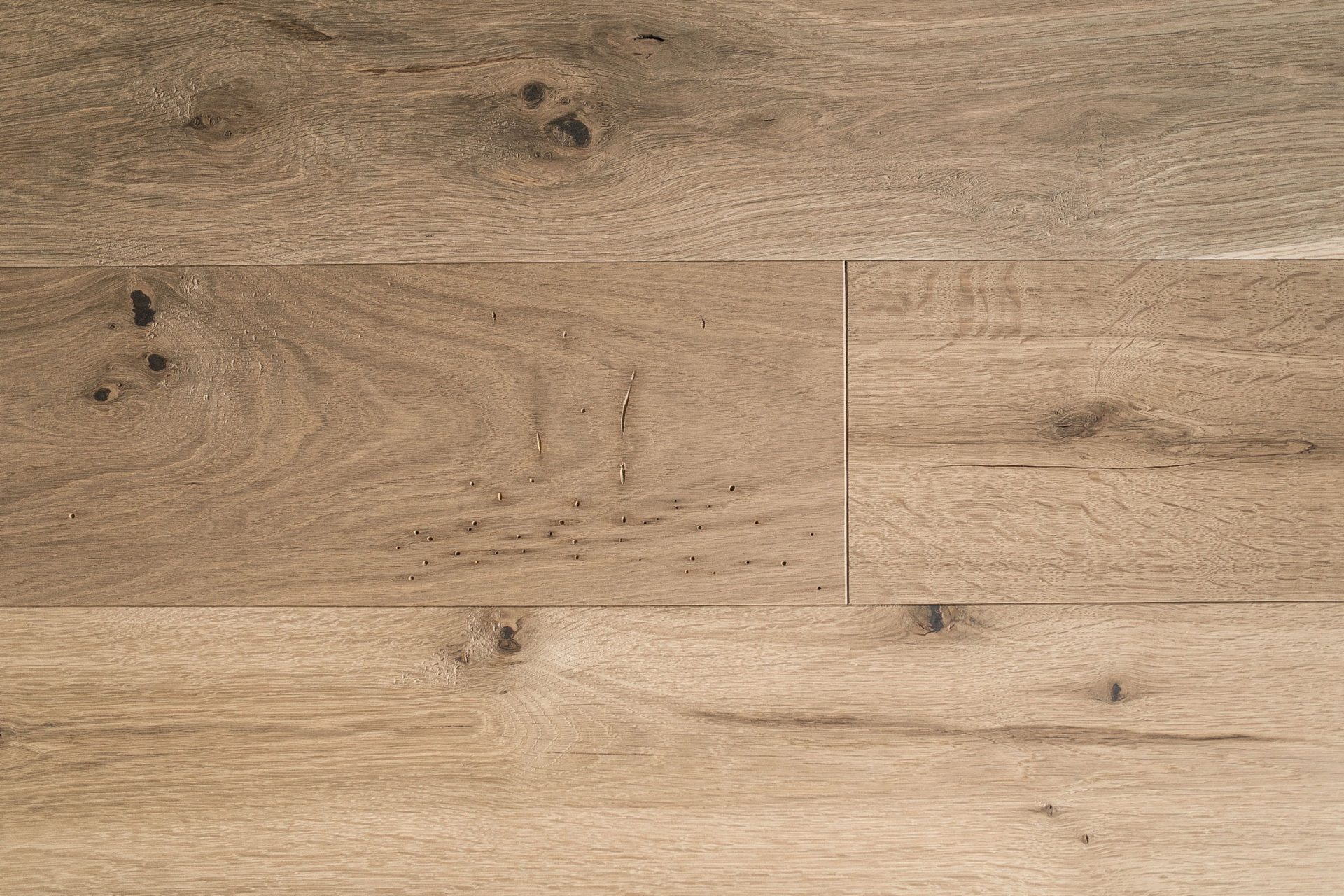 Live Sawn White Oak Invisible Fumed