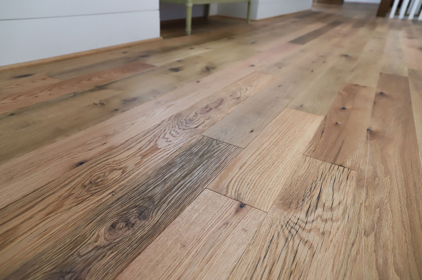 Image of Horse Country Oak floor in wide plank form