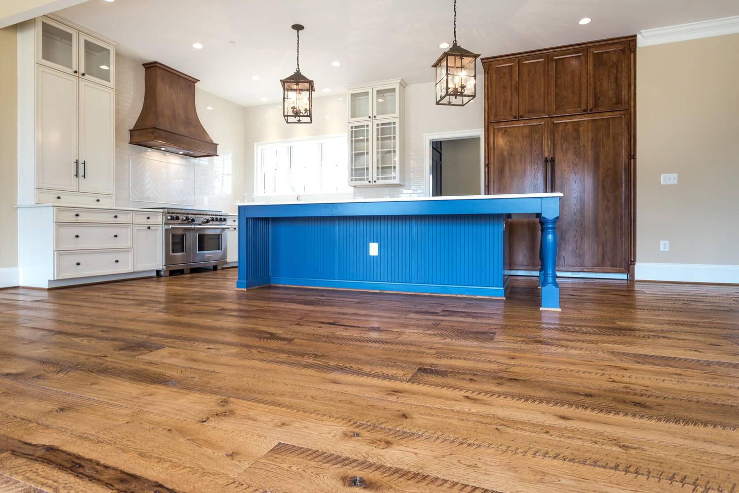 Image of Live Sawn White Oak in Renovated Kitchen